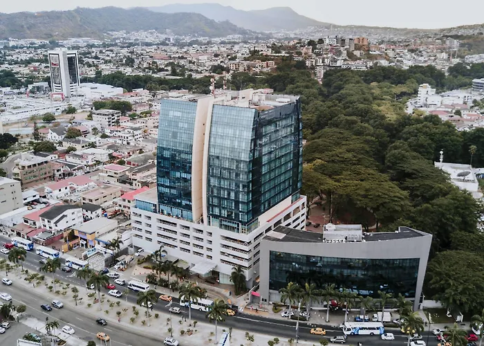 Courtyard By Marriott Guayaquil